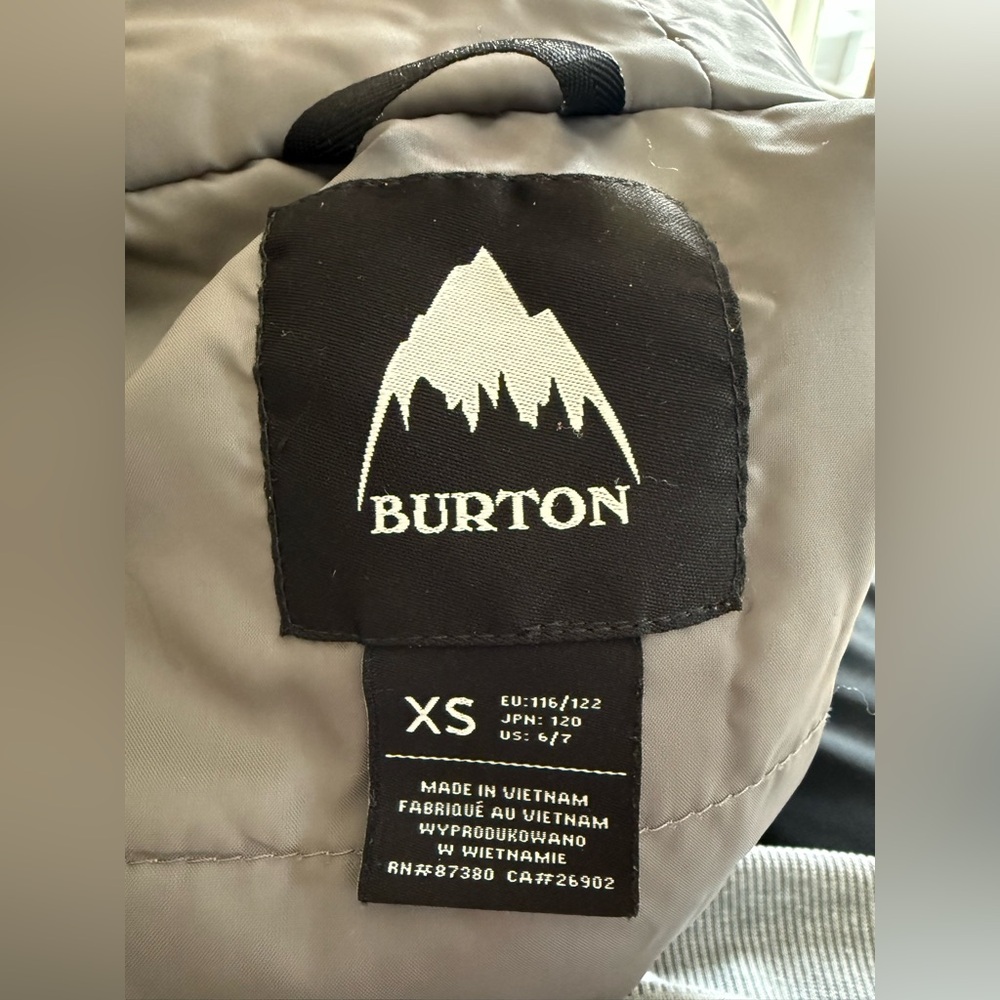 Burton boys snowboard jacket size SX 6-7 good condition - Picture 4 of 4